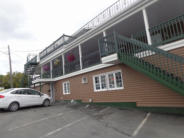 Happy Motel image 1