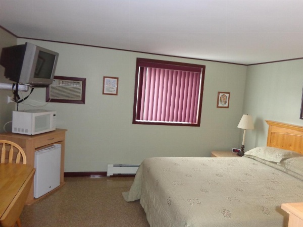 Happy Motel image 15