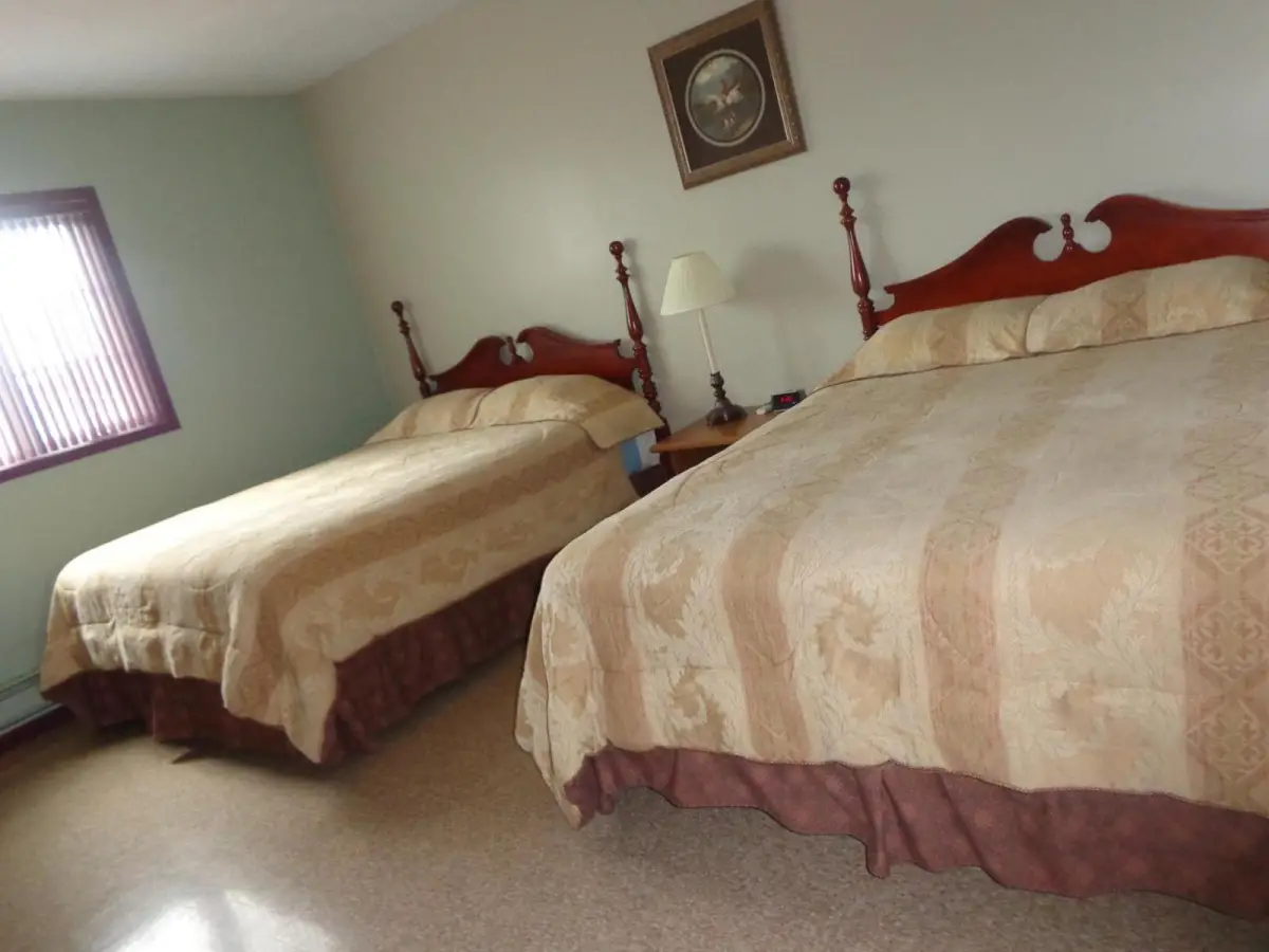 Happy Motel 7