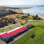  port hood accommodations
